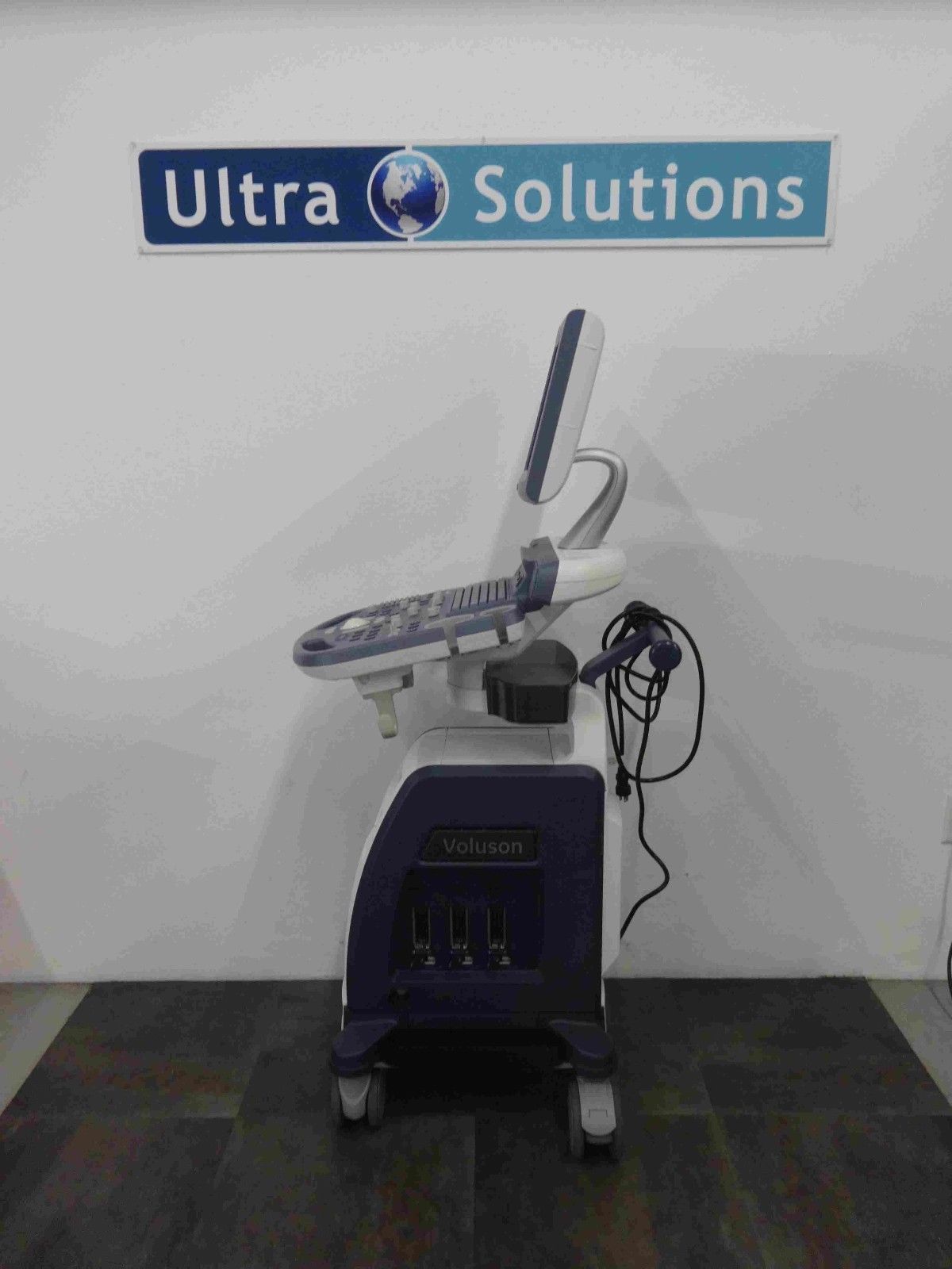 GE Voluson P8 Ultrasound System DIAGNOSTIC ULTRASOUND MACHINES FOR SALE