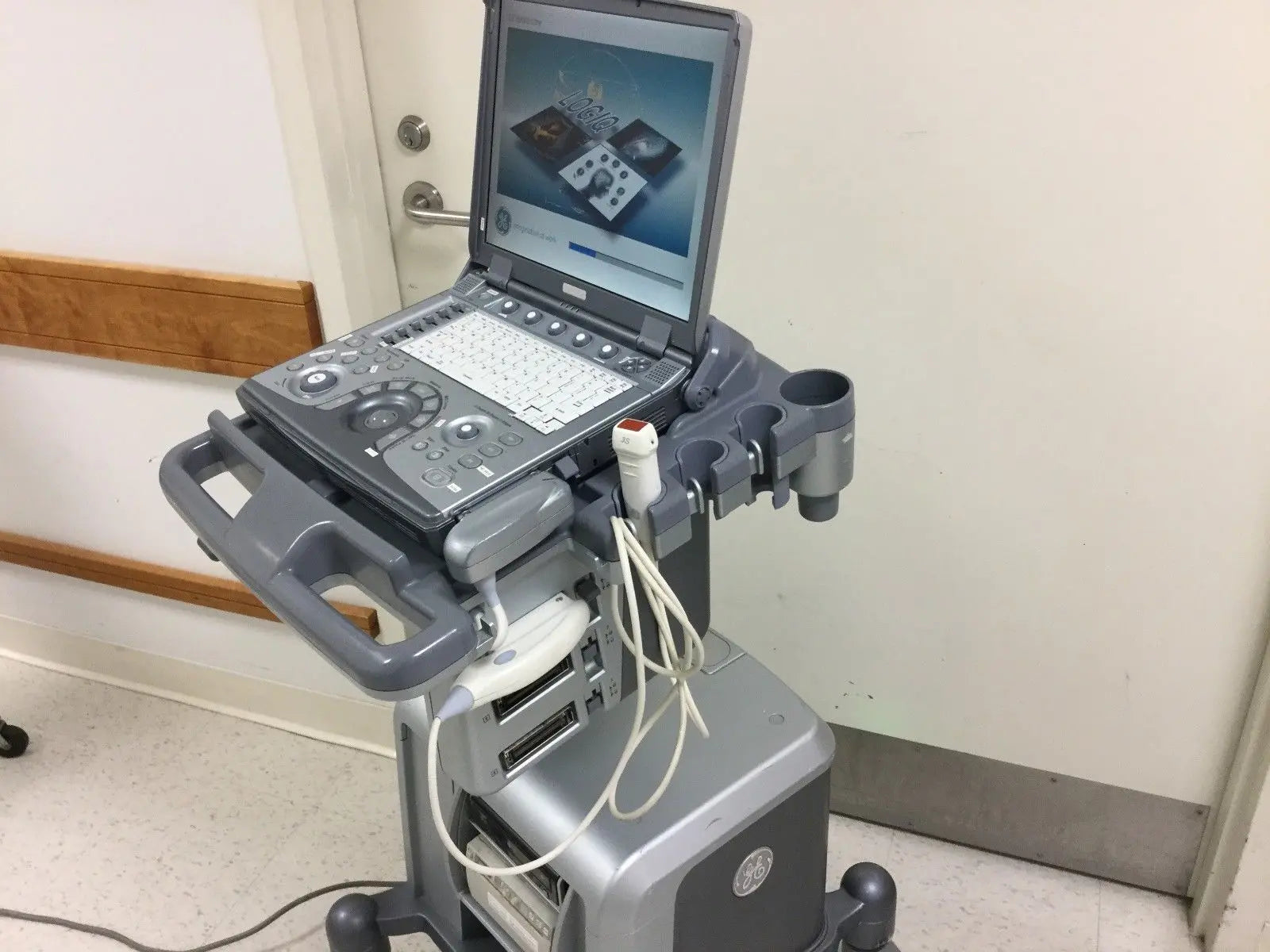 GE Logiq E with 3S-RS Ultrasound Probe/Printer/External Multi DVD Rewritter DIAGNOSTIC ULTRASOUND MACHINES FOR SALE