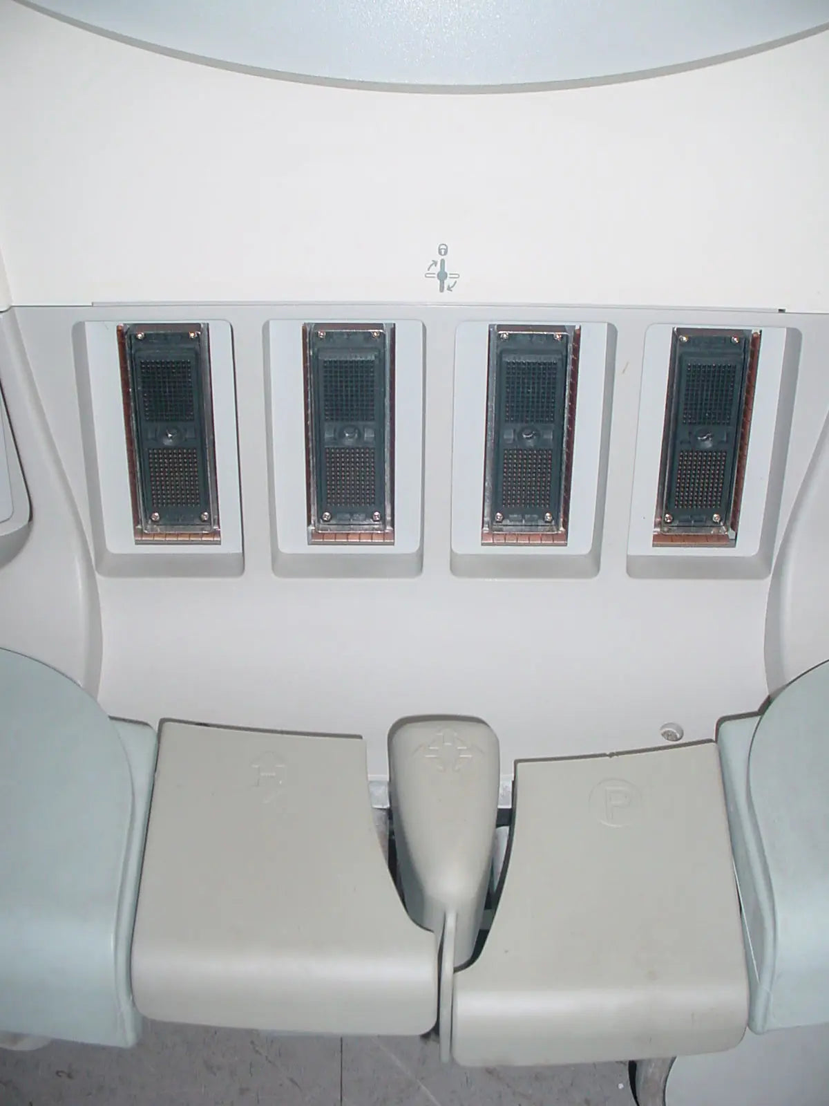 GE Logiq 7 Ultrasound Portable/Mobile System with Printer & Video Recorder DIAGNOSTIC ULTRASOUND MACHINES FOR SALE