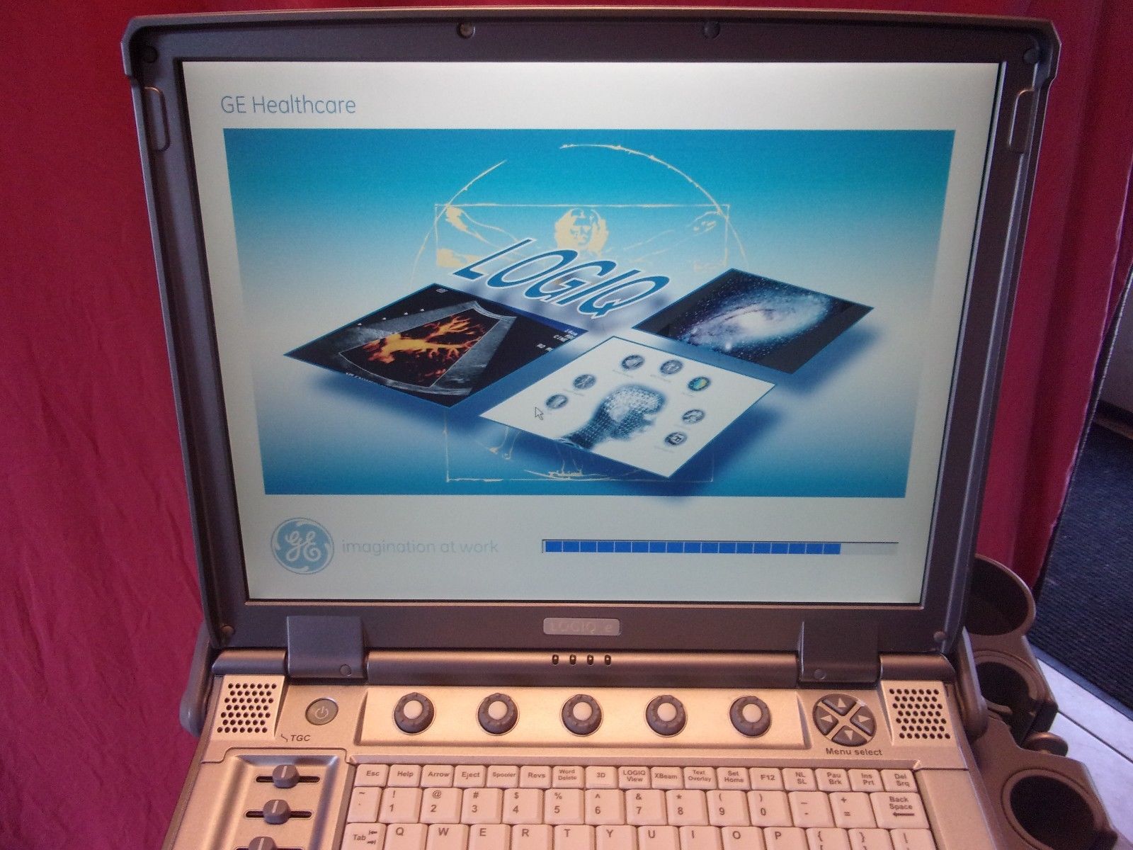 GE LOGIQ E ULTRASOUND With 12L-RS Probe And DOCKING CART DIAGNOSTIC ULTRASOUND MACHINES FOR SALE