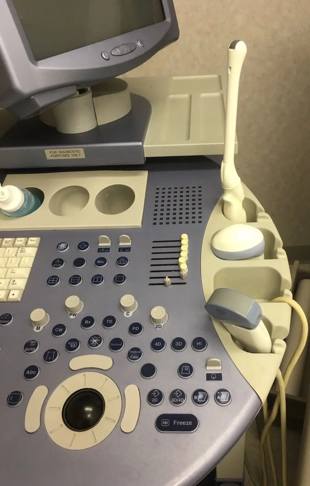 GE Voluson 730 Pro Ultrasound with 3 Probes DIAGNOSTIC ULTRASOUND MACHINES FOR SALE