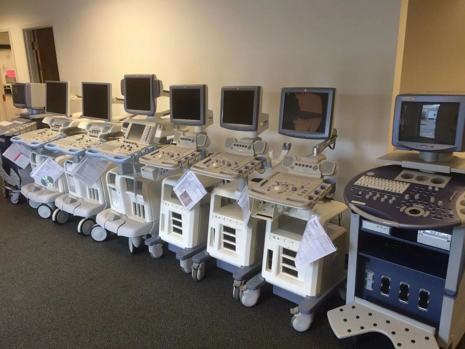 Siemens X300 Premium Edition with Cardiac Ultrasound System (Probes additional) DIAGNOSTIC ULTRASOUND MACHINES FOR SALE