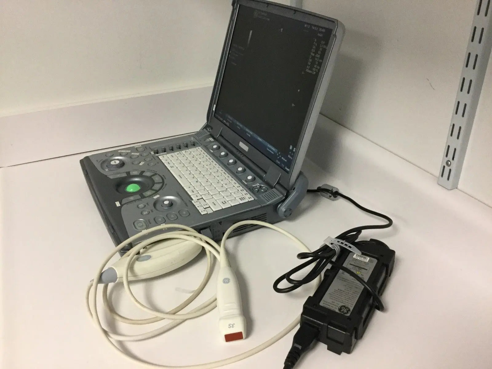 GE Logiq E with 3S-RS Ultrasound Probe/Printer/External Multi DVD Rewritter DIAGNOSTIC ULTRASOUND MACHINES FOR SALE