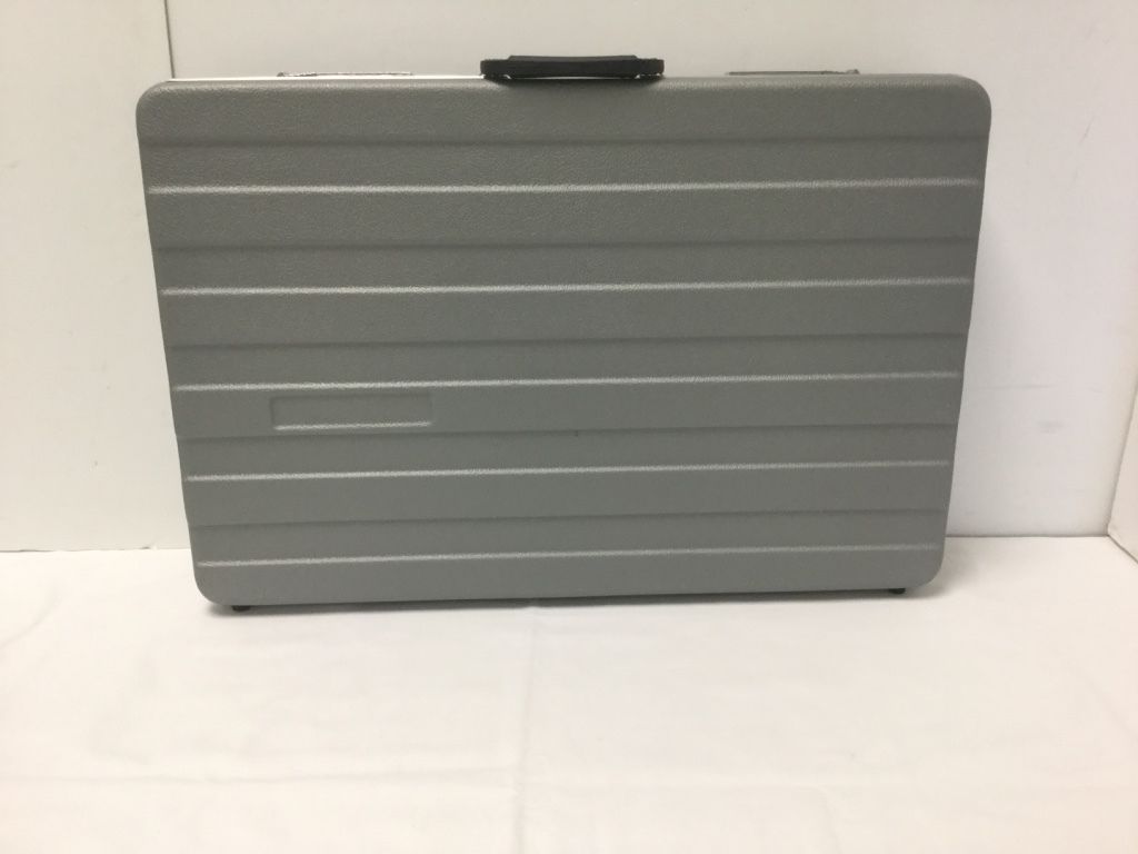 probe case standing up