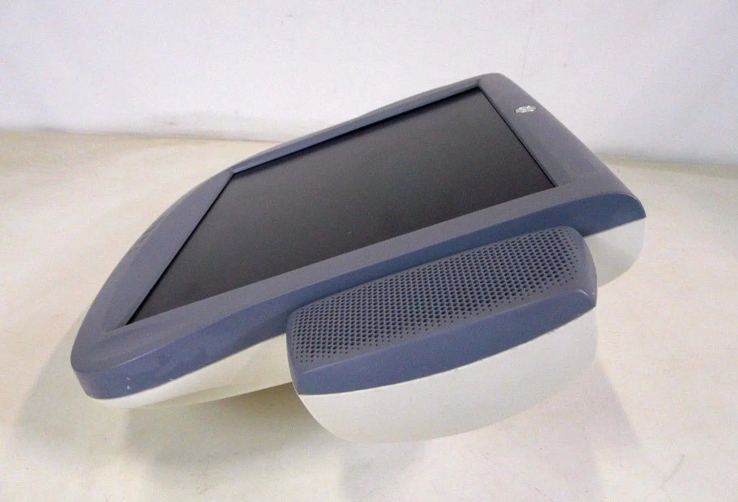 GE Logiq 9 Ultrasound Monitor Medical DIAGNOSTIC ULTRASOUND MACHINES FOR SALE