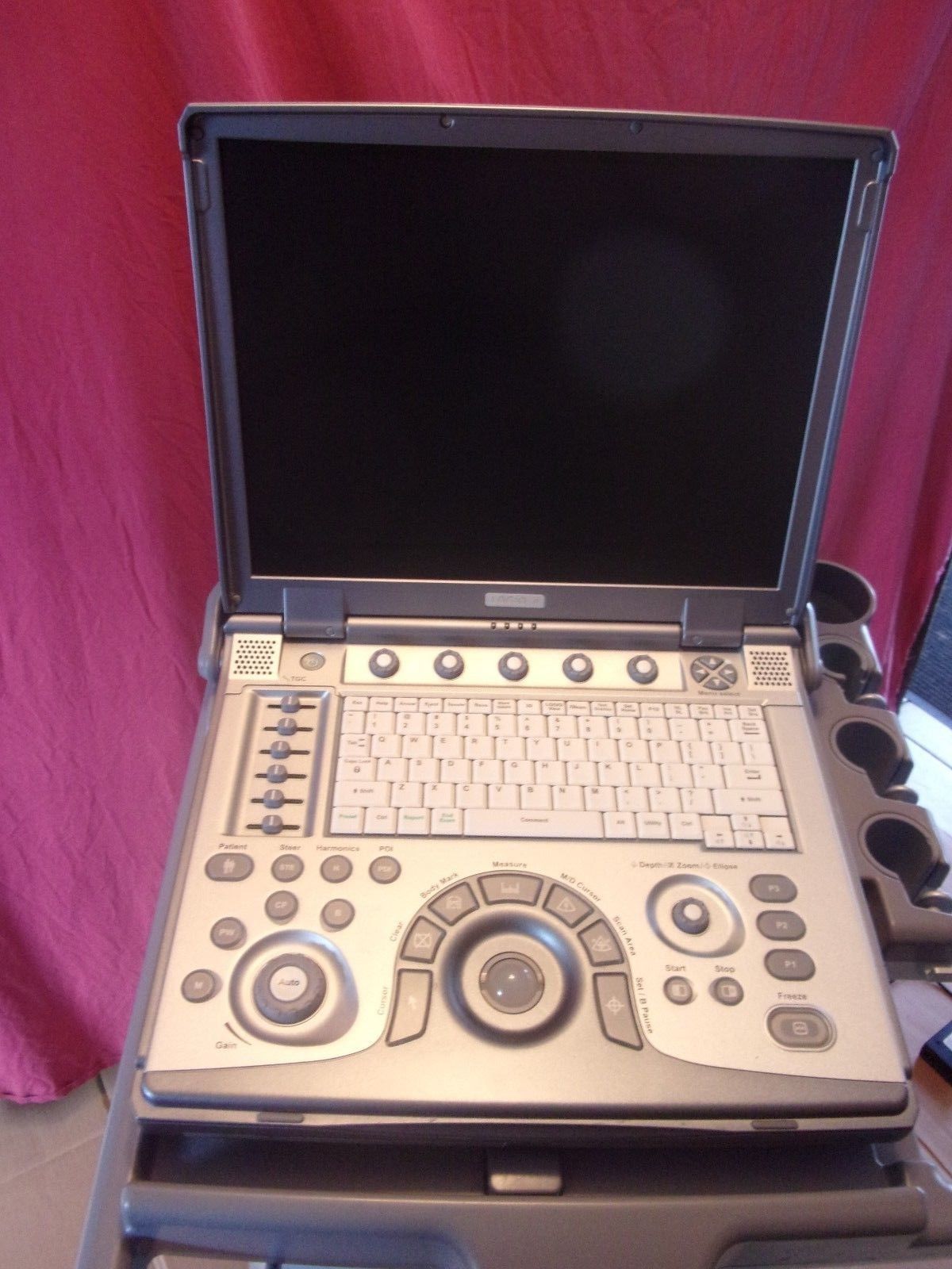 GE LOGIQ E ULTRASOUND With 12L-RS Probe And DOCKING CART DIAGNOSTIC ULTRASOUND MACHINES FOR SALE