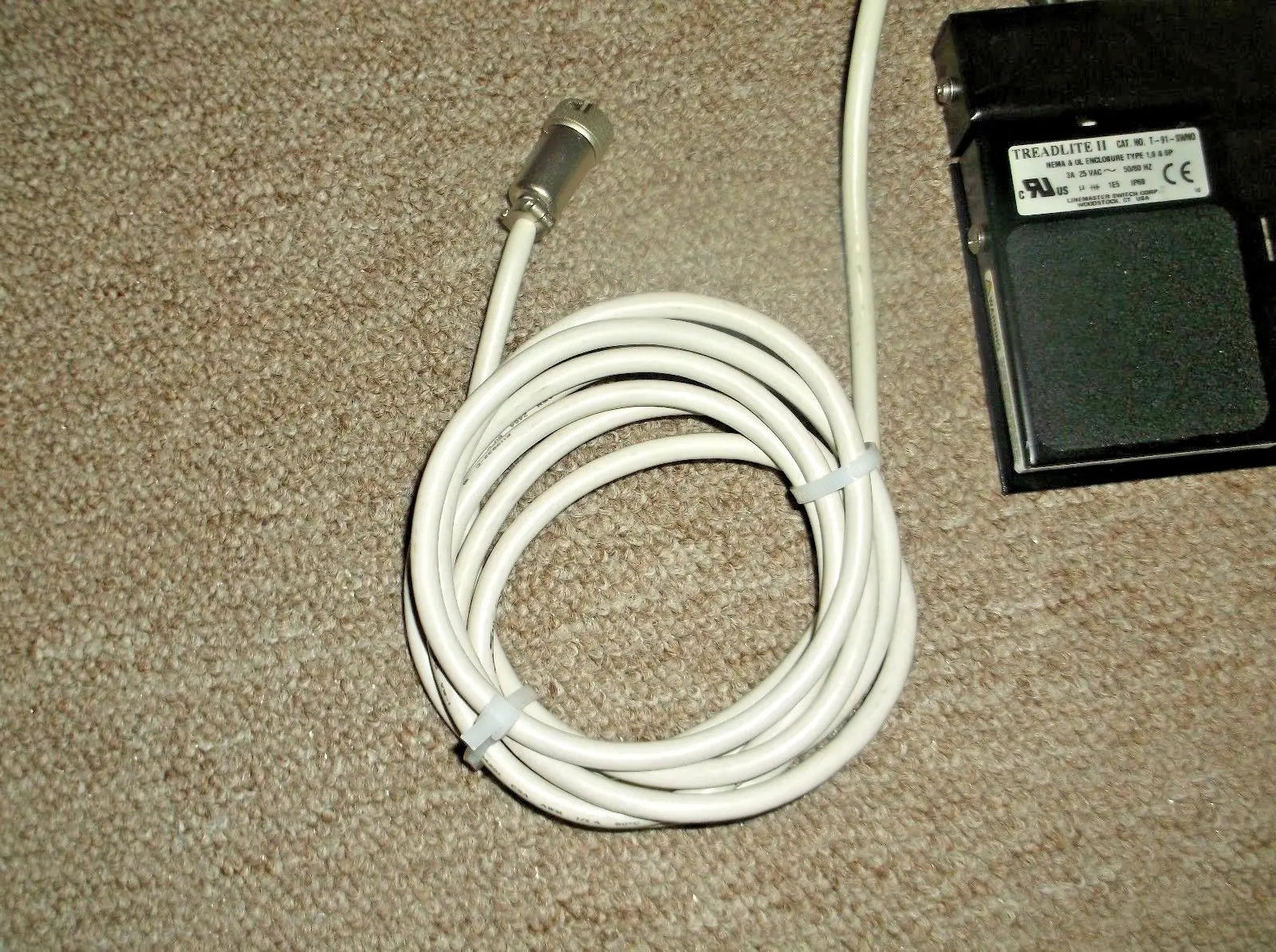 GE FB200952 Medical Ultrasound Foot Switch Pedal Unit For Vivid 7 System DIAGNOSTIC ULTRASOUND MACHINES FOR SALE