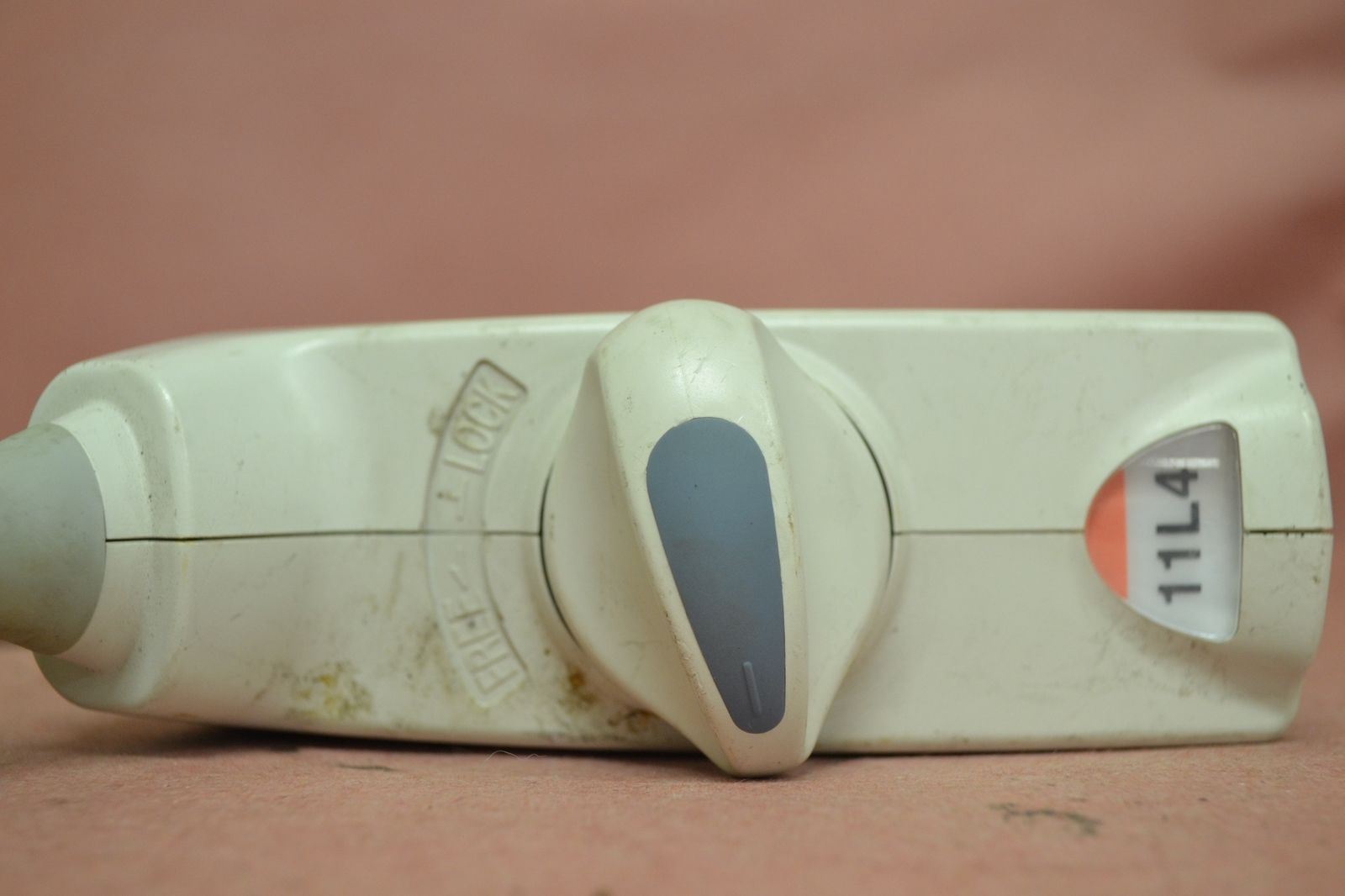 Toshiba Artida PLT-704SBT 11-4.8MHz Linear Ultrasound Transducer Probe J1628 DIAGNOSTIC ULTRASOUND MACHINES FOR SALE