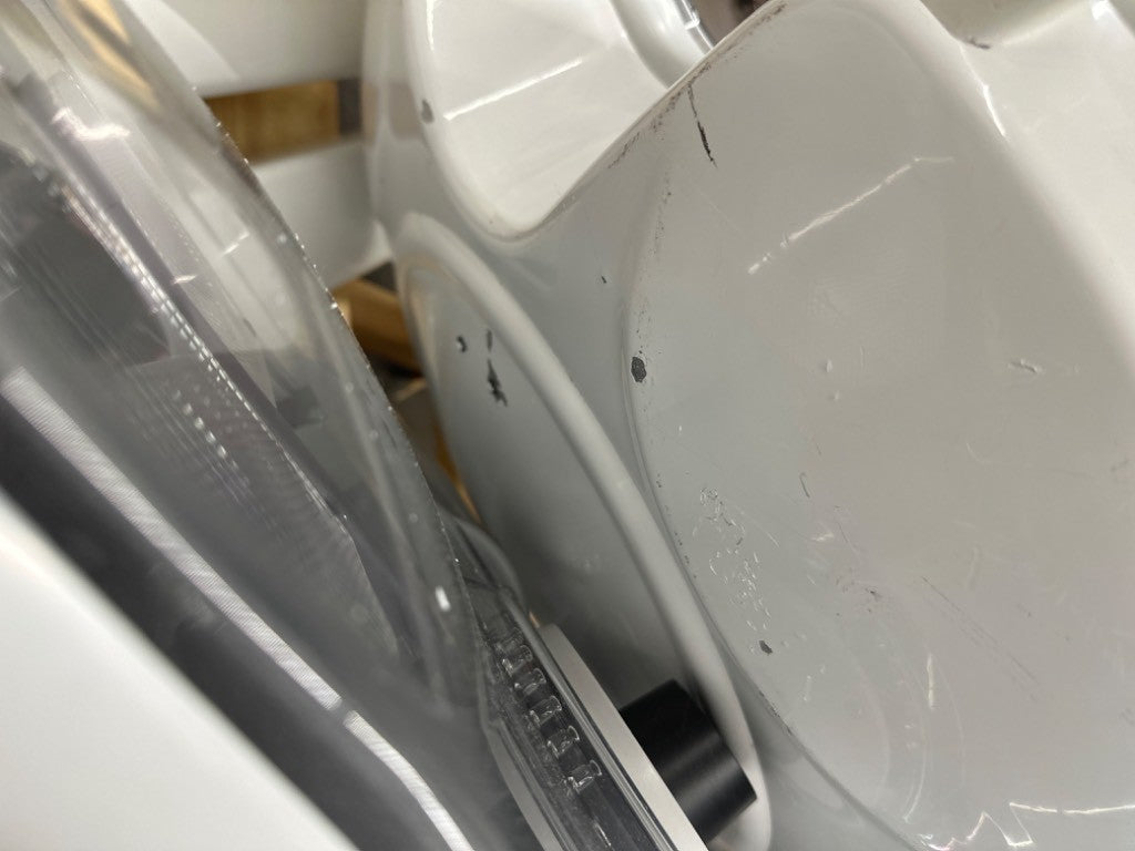 MAQUET SA CEILING MOUNT SURGICAL LIGHTING SYSTEM