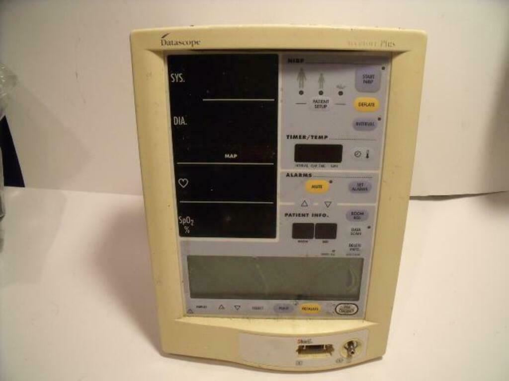 DataScope Accutorr Plus Accutorr Plus Vital Signs Monitor | PR2013 DIAGNOSTIC ULTRASOUND MACHINES FOR SALE