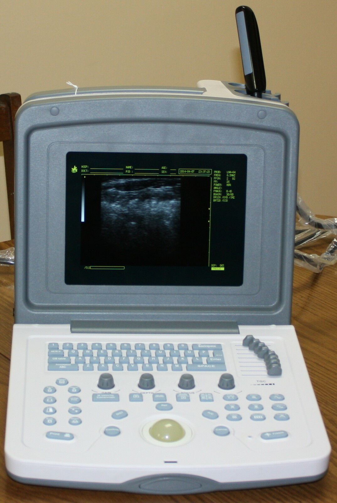 Veterinary Digital Ultrasound Scanner Machine & Two Probes, Stable WED-9618V DIAGNOSTIC ULTRASOUND MACHINES FOR SALE