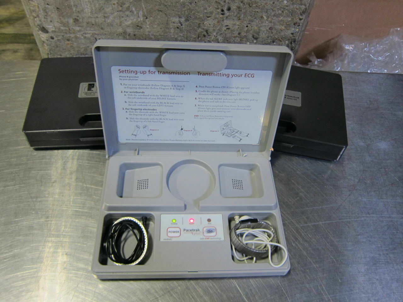 Mednet Pacetrak Plus Portable ECG In Case with ENR DIAGNOSTIC ULTRASOUND MACHINES FOR SALE