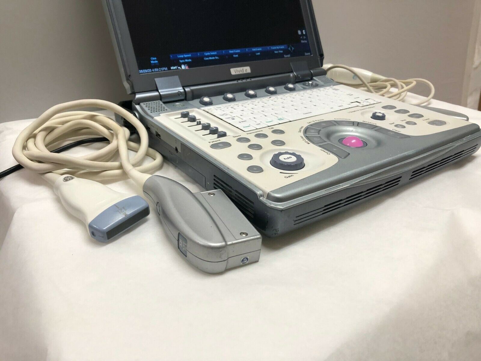 GE Vivid E Color Doppler Ultrasound Scanner, CW Two probes Cardiac&Linear 2010 DIAGNOSTIC ULTRASOUND MACHINES FOR SALE