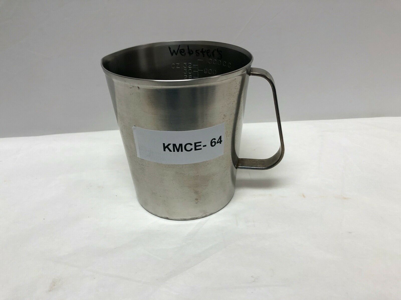 Vollrath Stainless Steel 1 Qt. Measuring Cup 95320 | KMCE-64 DIAGNOSTIC ULTRASOUND MACHINES FOR SALE