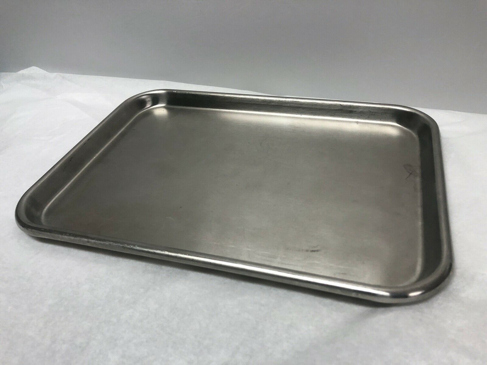 Vollrath Stainless Steel Shallow 15" Tray | KMCE-161 DIAGNOSTIC ULTRASOUND MACHINES FOR SALE