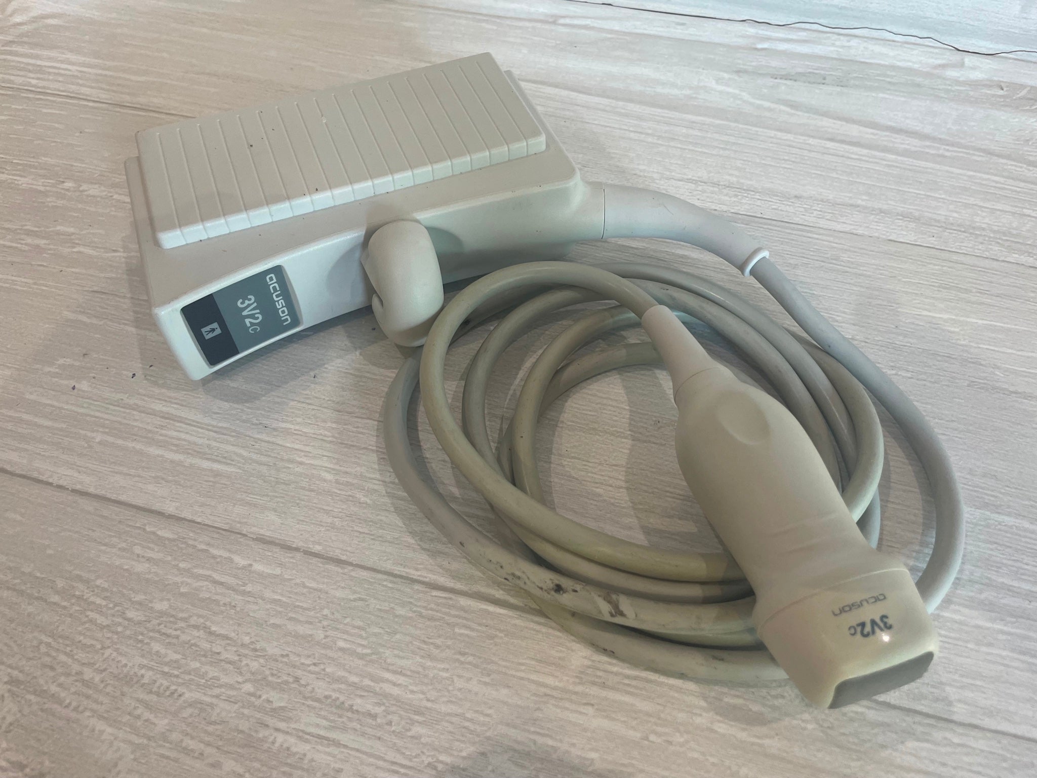 Acuson 3V2c Ultrasound Probe Transducer 2006 DIAGNOSTIC ULTRASOUND MACHINES FOR SALE