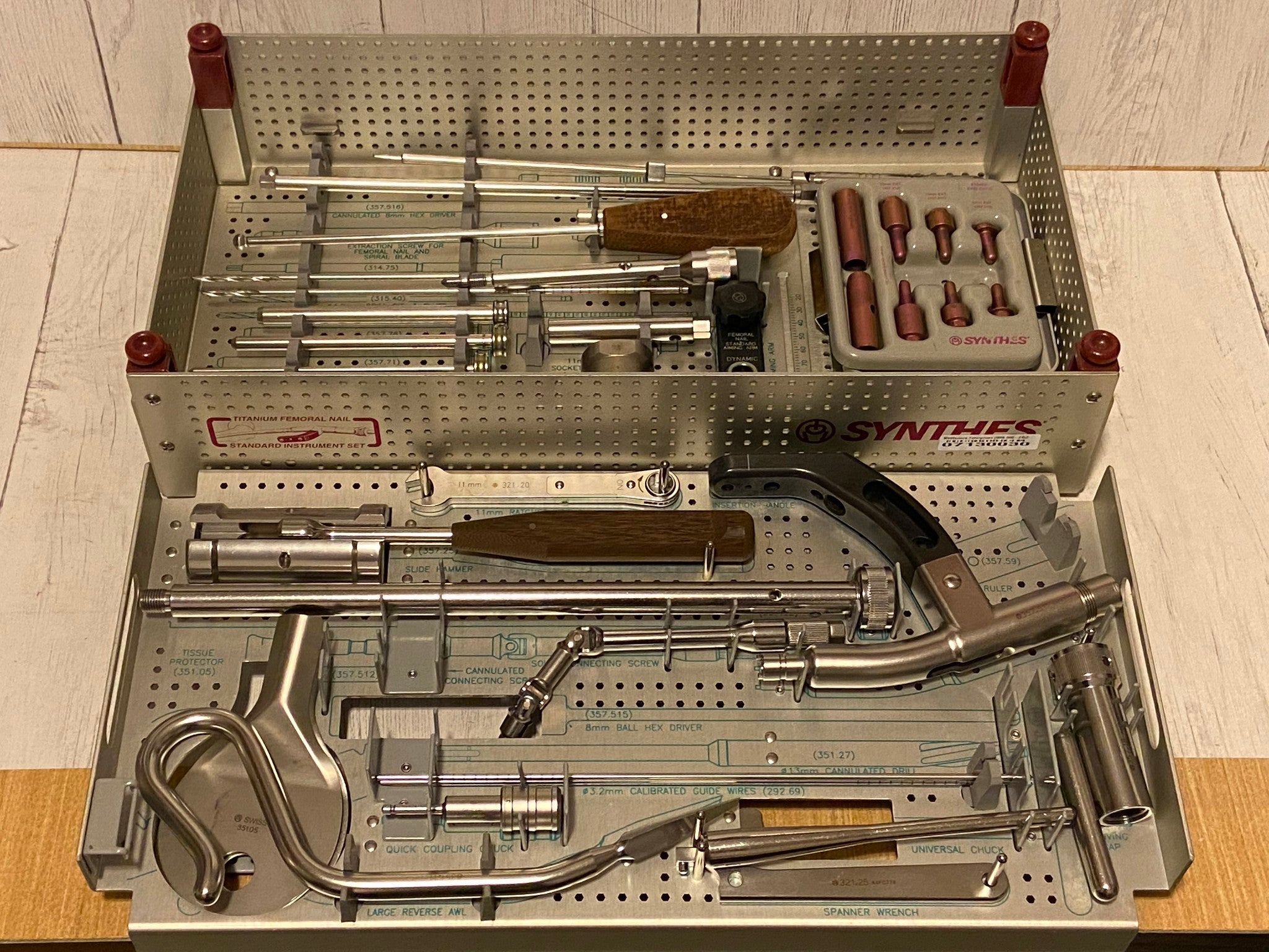 SYNTHES  Titanium Femoral Nail Standard Instrument Set DIAGNOSTIC ULTRASOUND MACHINES FOR SALE