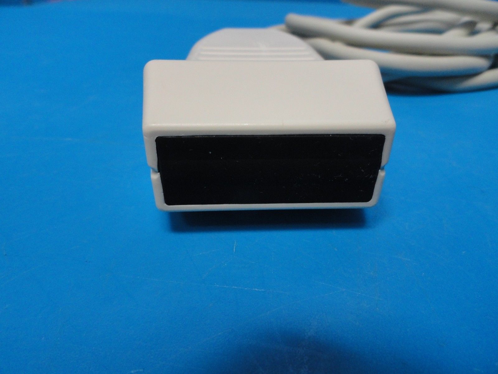 Universal Medical Systems Inc. 7.5 MHz Linear Array Veterinary Probe (8057) DIAGNOSTIC ULTRASOUND MACHINES FOR SALE