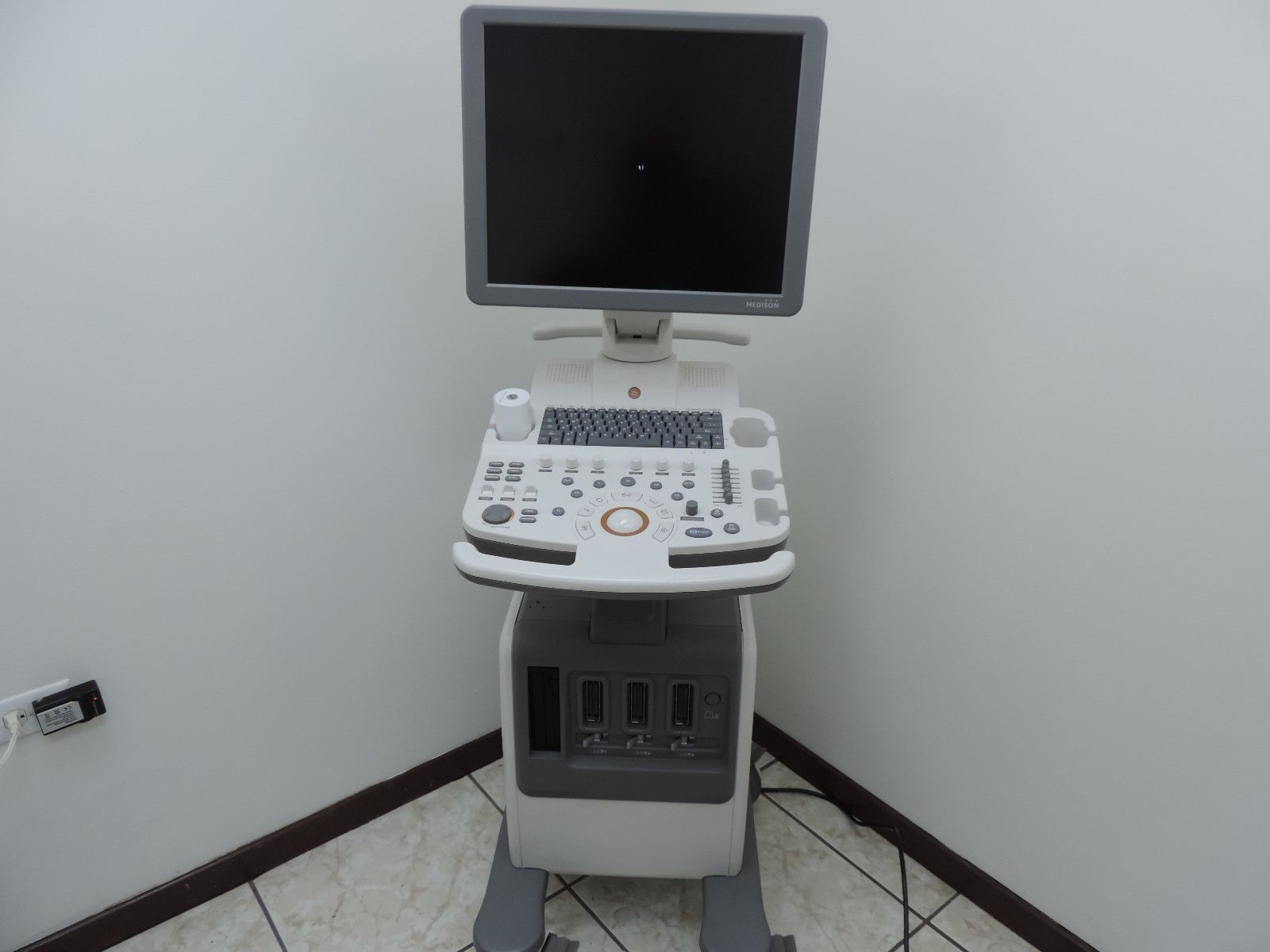 Ultrasound System Samsung Medison SonoAce R7 DIAGNOSTIC ULTRASOUND MACHINES FOR SALE