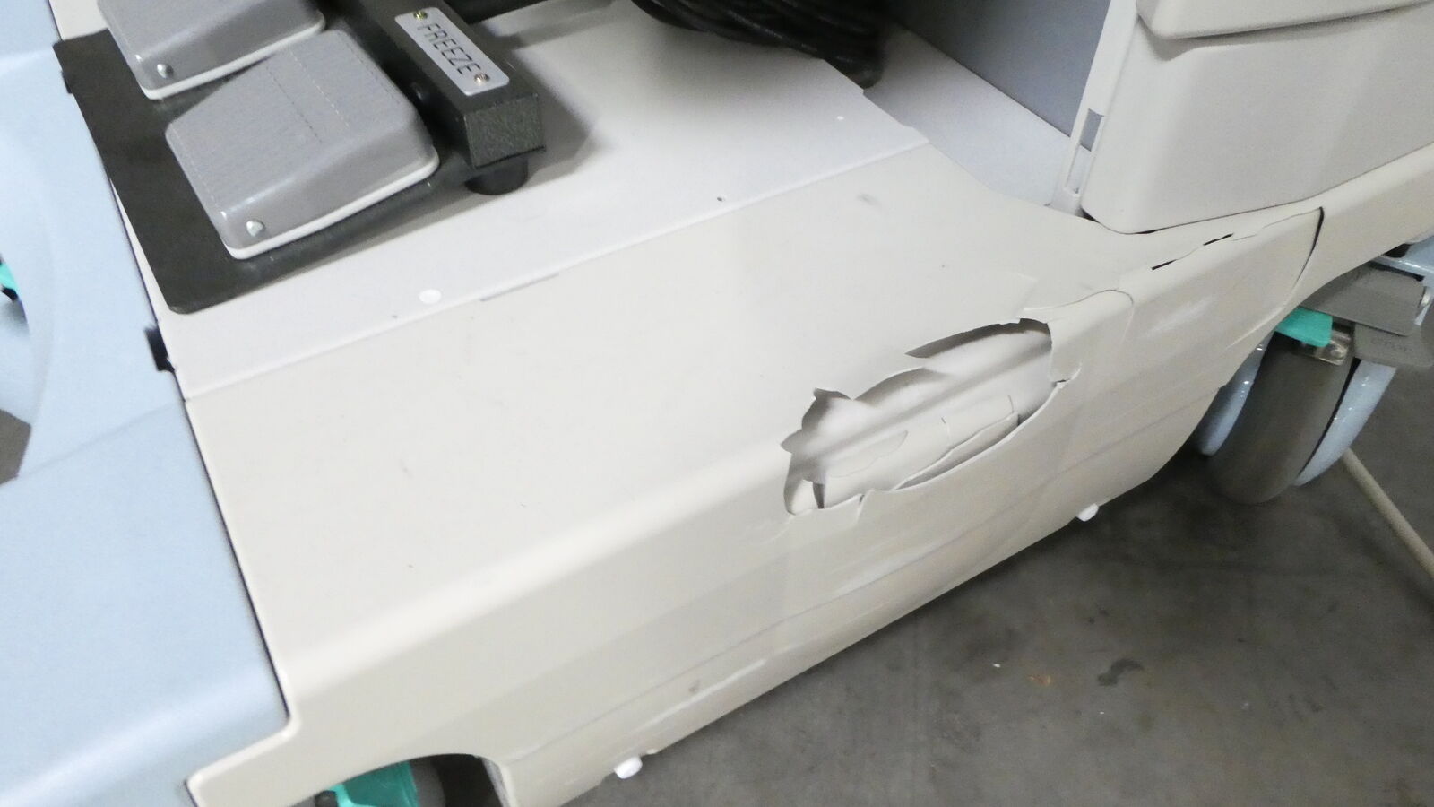 R178285 Hitachi Hi-Vision 5500 Full Digital Ultrasound System EZU-MT24-S1 DIAGNOSTIC ULTRASOUND MACHINES FOR SALE