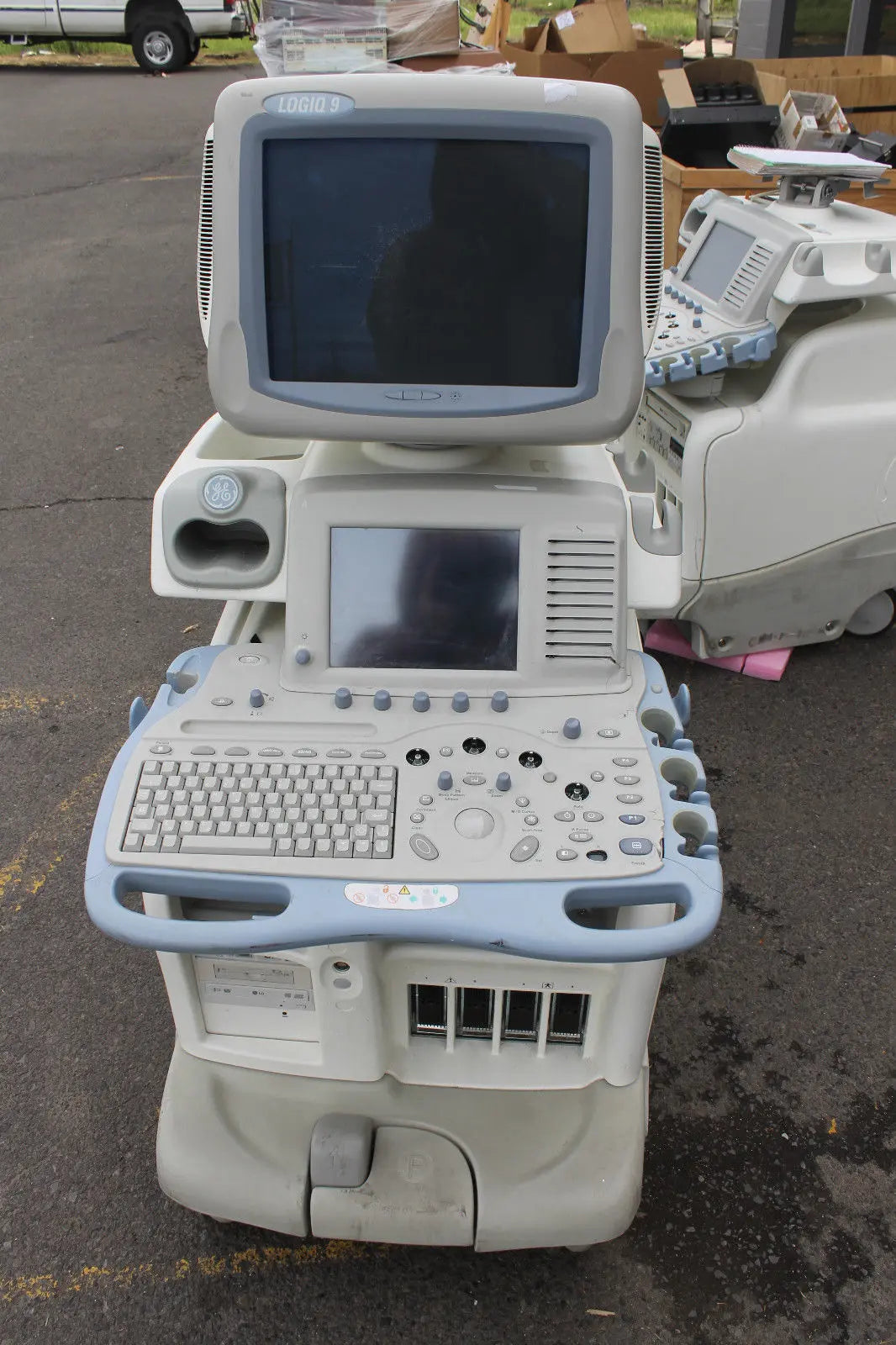 GE LOGIQ 9 ULTRASOUND 2188900 WITH SONY UP-51MDU PRINTER DIAGNOSTIC ULTRASOUND MACHINES FOR SALE