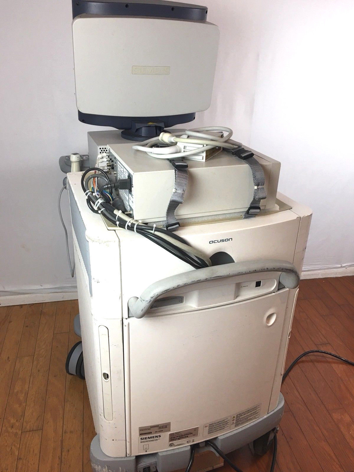 Siemens Acuson Sequoia C512 ultrasound system, w/Probes: 3 Adult & 1 Pedi Probe DIAGNOSTIC ULTRASOUND MACHINES FOR SALE