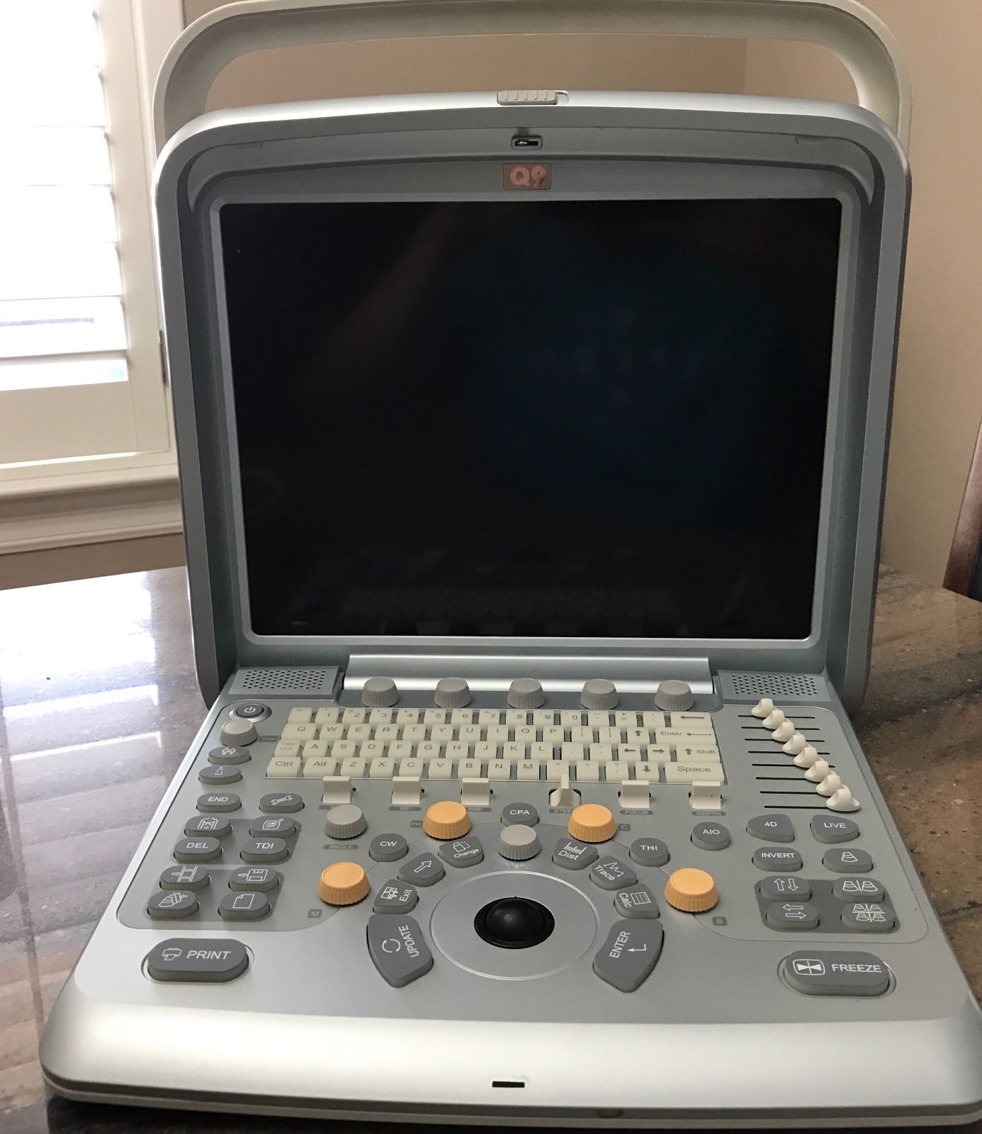 Chison Q9 portable Ultrasound machine with probe DIAGNOSTIC ULTRASOUND MACHINES FOR SALE