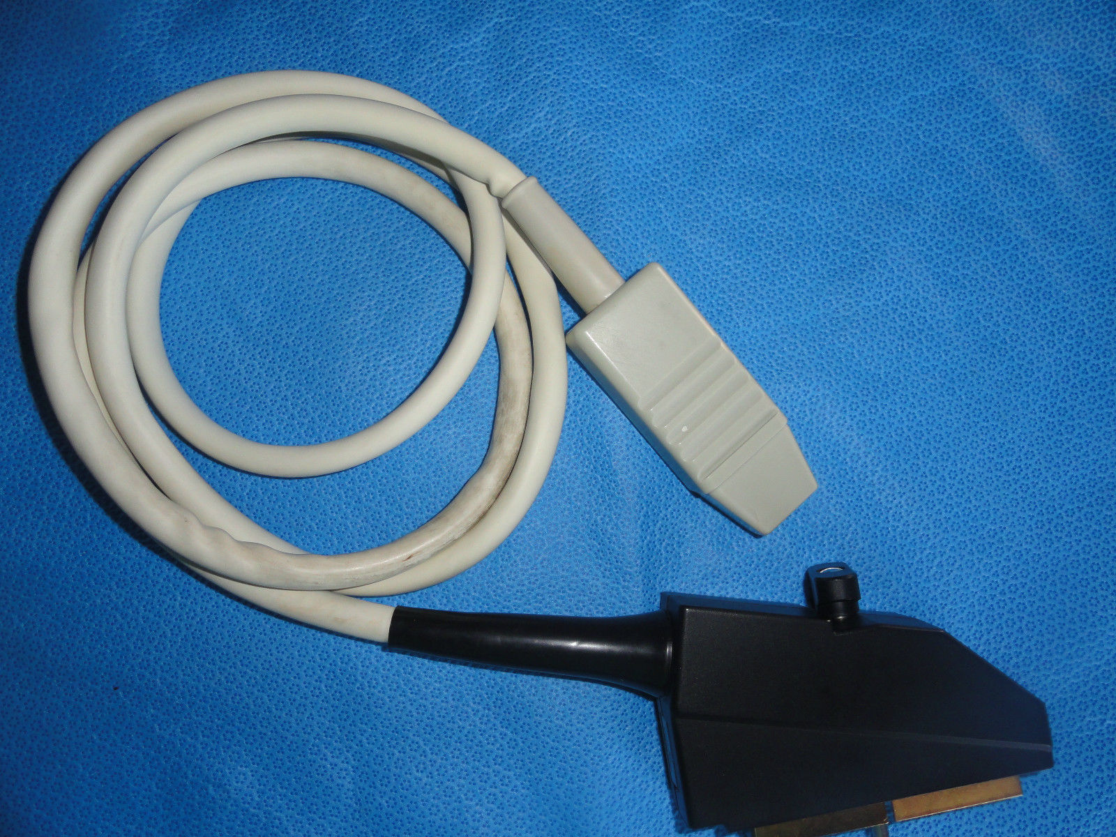 Acuson V2 2.0 MHz Vector Array Cardiac Ultrasound Transducer Probe (3435) DIAGNOSTIC ULTRASOUND MACHINES FOR SALE