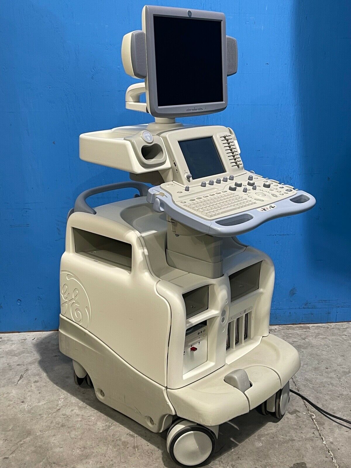 GE Logiq 9 Ultrasound DIAGNOSTIC ULTRASOUND MACHINES FOR SALE