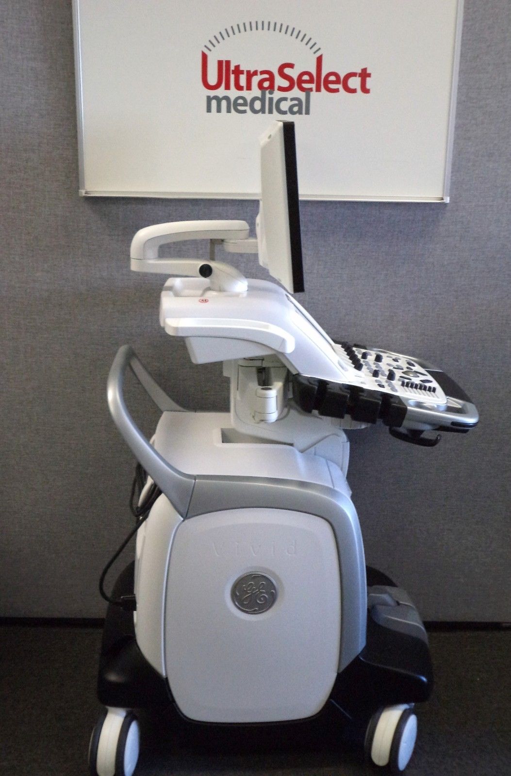 GE Vivid E9 with XD Clear Cardiac/Vascular  Ultrasound System  Excellent Scanner DIAGNOSTIC ULTRASOUND MACHINES FOR SALE