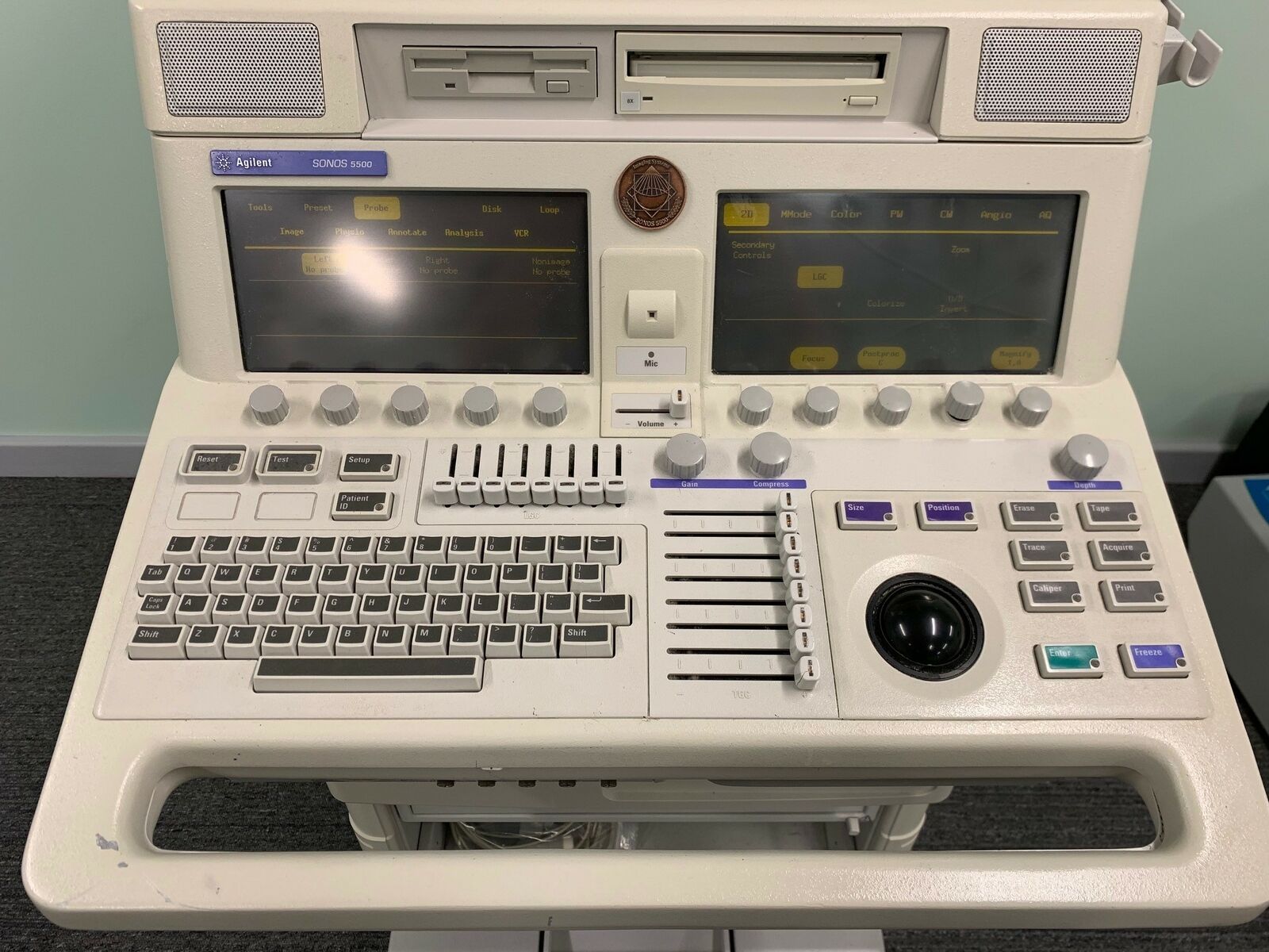 Agilent Sonos 5500 Ultrasound System with DVD DIAGNOSTIC ULTRASOUND MACHINES FOR SALE