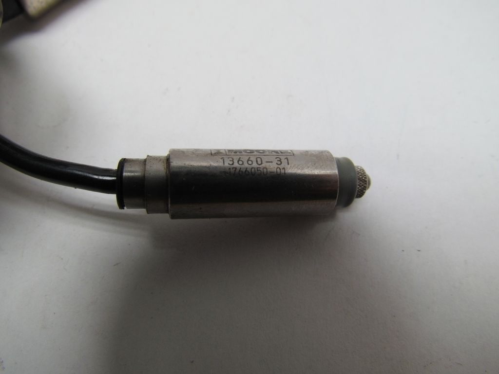 Moore 13660-31 Linear Transducer Gage Probe Sensor DIAGNOSTIC ULTRASOUND MACHINES FOR SALE