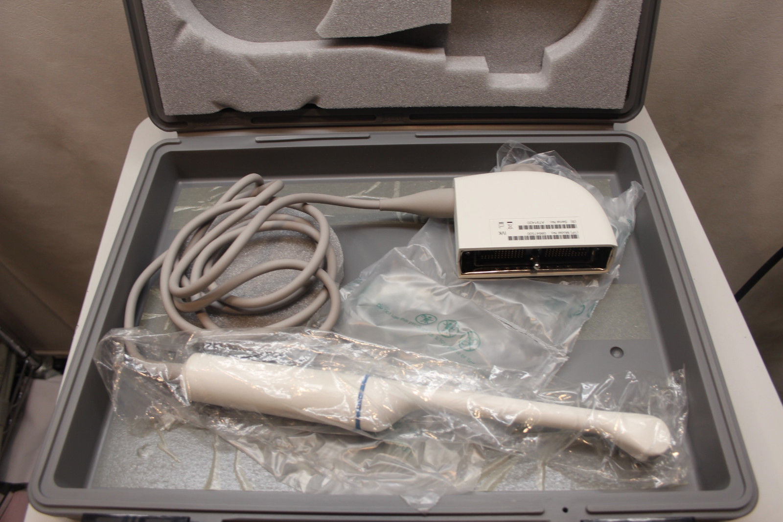 Siemens EV-9 Ultrasound Probe w/case DIAGNOSTIC ULTRASOUND MACHINES FOR SALE