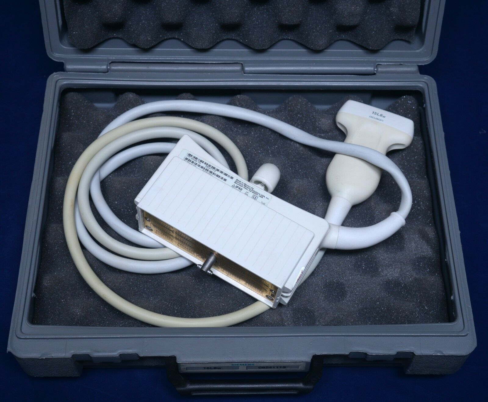 ACUSON 15L8w Linear Array Ultrasound Transducer Probe #08241113 Siemens w Case DIAGNOSTIC ULTRASOUND MACHINES FOR SALE