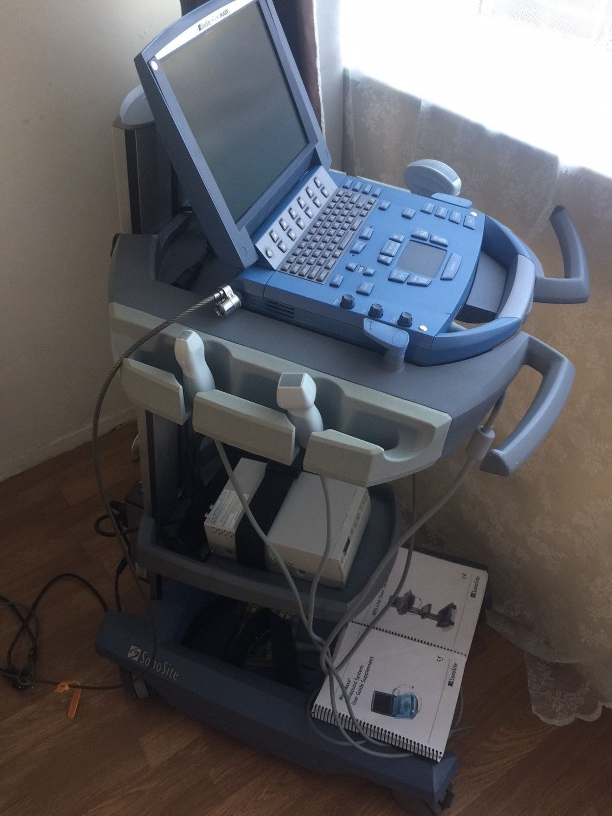 Sonosite Micromaxx Ultrasound System with 3 Transducers C60e , P10 , P17 DIAGNOSTIC ULTRASOUND MACHINES FOR SALE