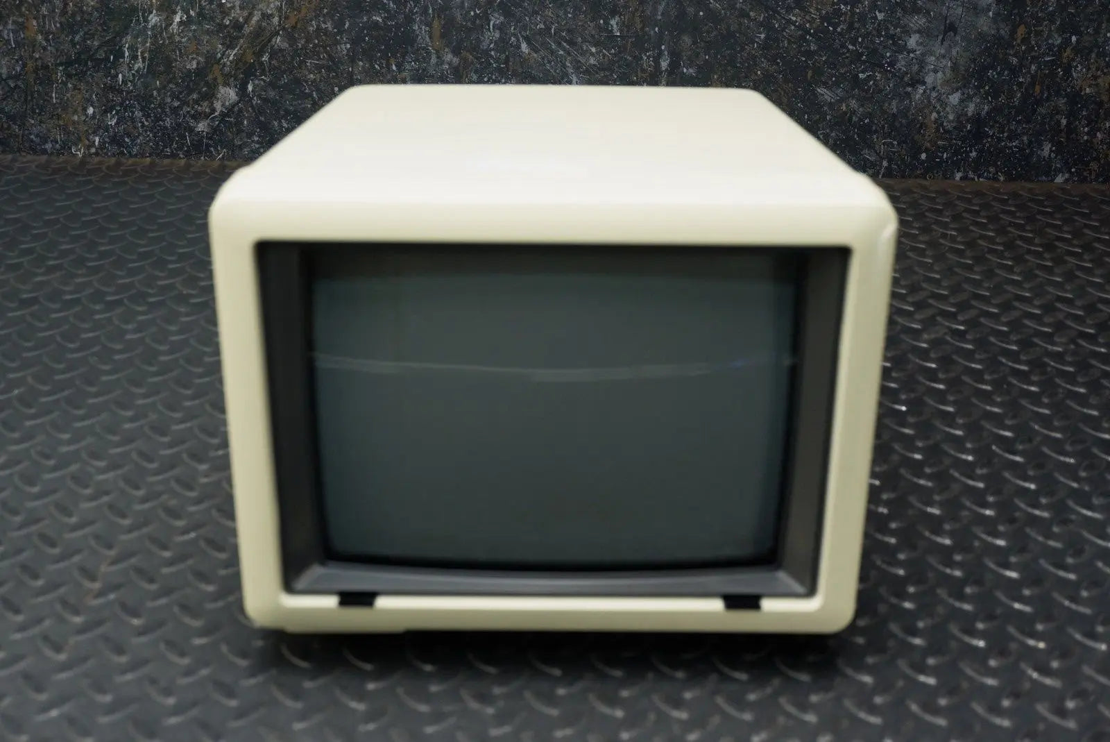 B&W CRT Monitor for GE RT3200 Advantage II Ultrasound Station - Used DIAGNOSTIC ULTRASOUND MACHINES FOR SALE