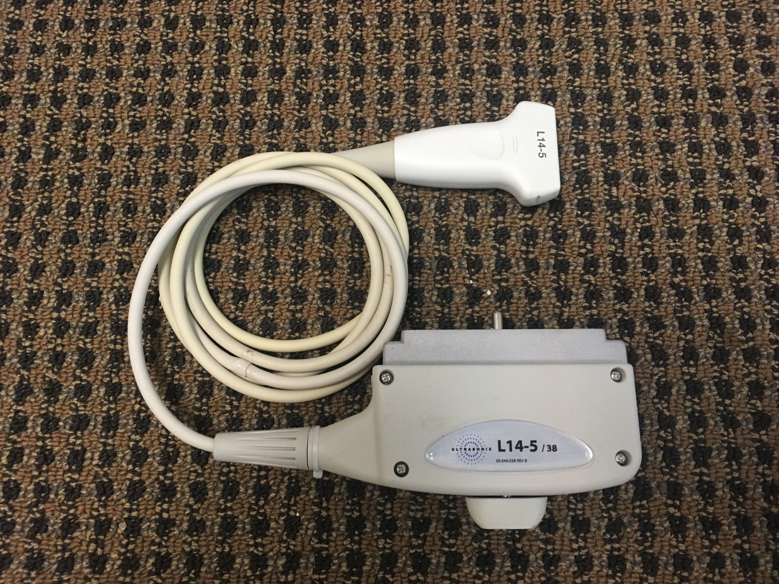 Ultrasonix L14-5/38 Ultrasound Transducer Probe (L14-5 / 38) DIAGNOSTIC ULTRASOUND MACHINES FOR SALE