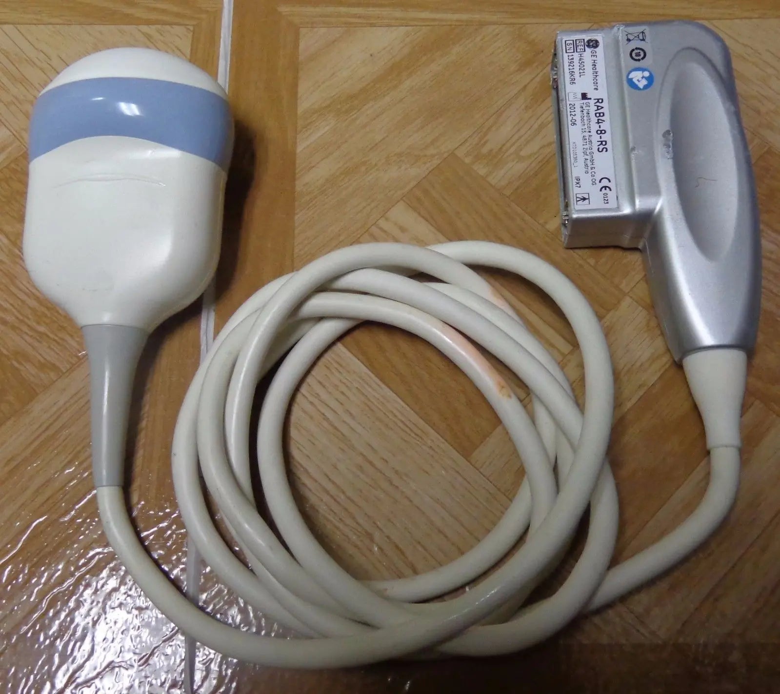 Ultrasound probe DIAGNOSTIC ULTRASOUND MACHINES FOR SALE