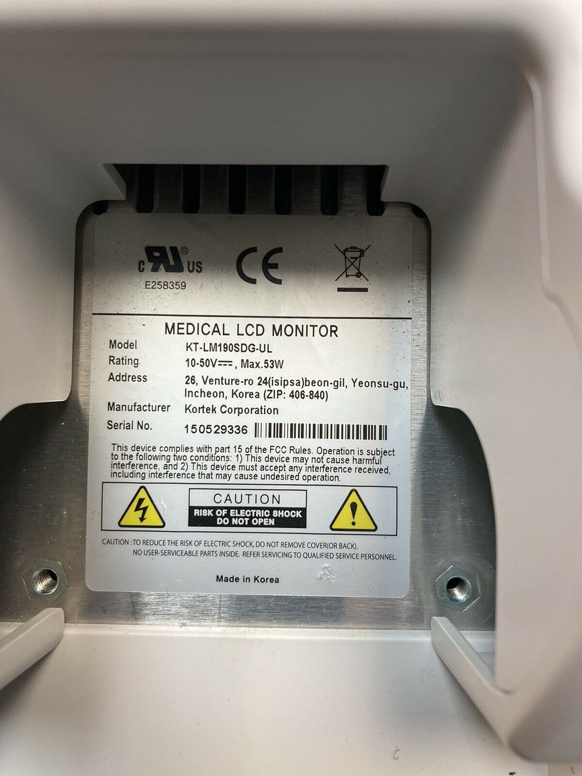 GE Logiq Ultrasound Series 19” LCD Monitor Model 5392293-22 DIAGNOSTIC ULTRASOUND MACHINES FOR SALE