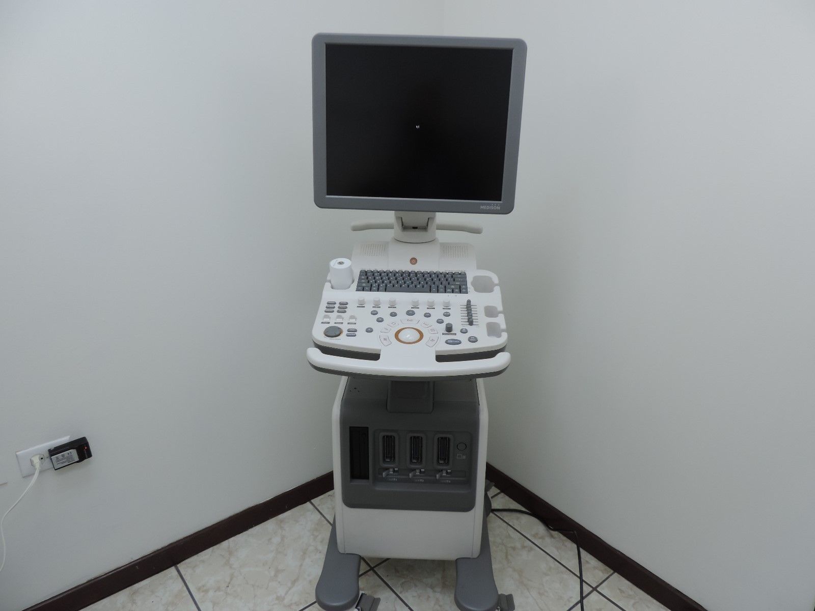 Ultrasound System Samsung Medison SonoAce R7 DIAGNOSTIC ULTRASOUND MACHINES FOR SALE