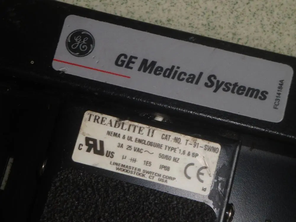 Used GE Vingmed Ultrasound 3-PEDALS Foot Switch (25VAC 3A) DIAGNOSTIC ULTRASOUND MACHINES FOR SALE