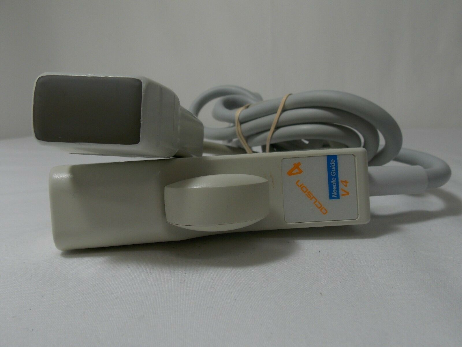 Acuson 4 Needle Guide V4 Ultrasound Transducer Probe (LAM-302) DIAGNOSTIC ULTRASOUND MACHINES FOR SALE