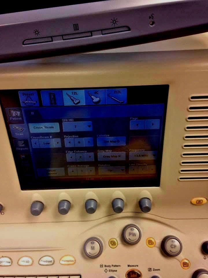 GE Logiq 7 Ultrasound Machine. OB/GYN Radiology Probes available 3.5C, E8C, 9L DIAGNOSTIC ULTRASOUND MACHINES FOR SALE