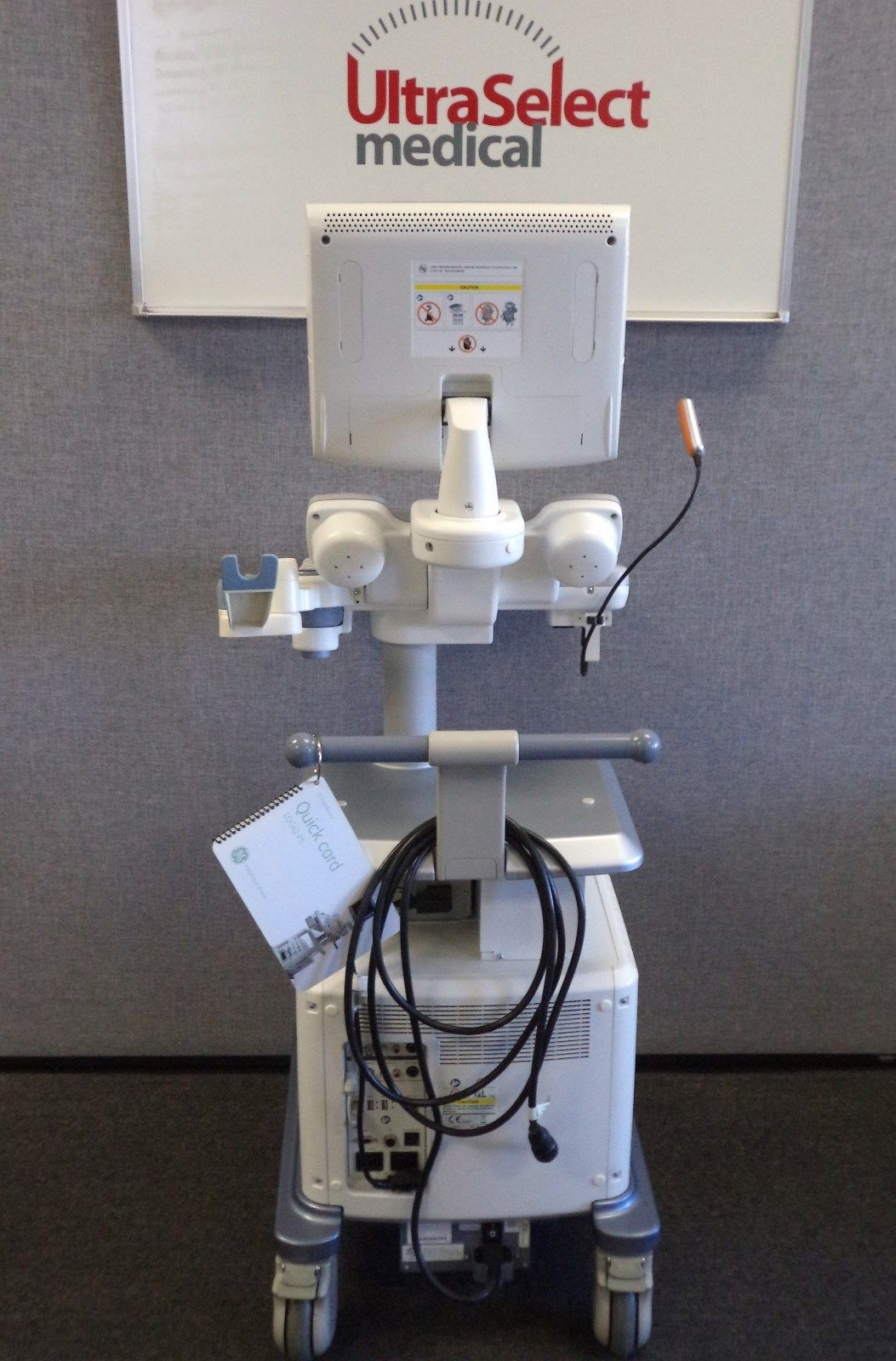 GE Logiq P5 System with 3D/4D Imaging and 2 Probes DIAGNOSTIC ULTRASOUND MACHINES FOR SALE