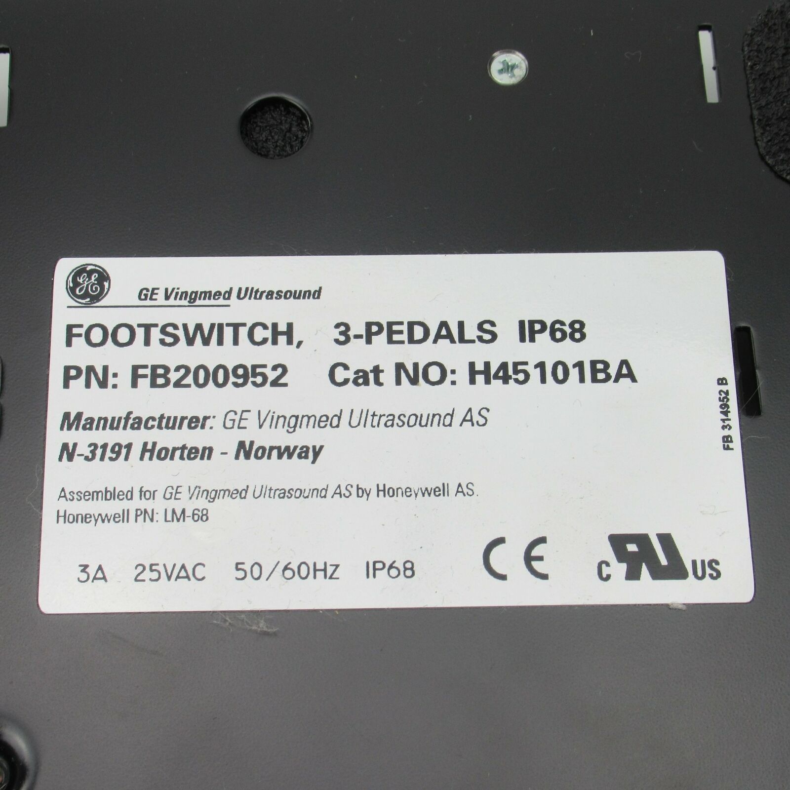 GE VIVID 7 3-PEDAL ULTRASOUND FOOTSWITCH FOR VIVID 7- FB200952 - H45101BA DIAGNOSTIC ULTRASOUND MACHINES FOR SALE