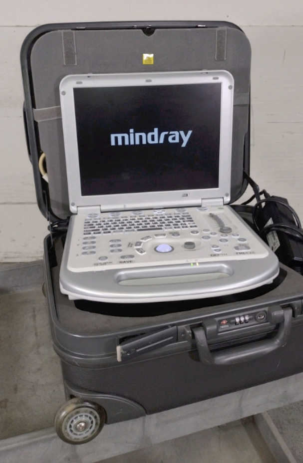 Mindray M7 Ultrasound Machine With 2 Probes (C5-2S, L14-6NS) & Hard Rolling Case DIAGNOSTIC ULTRASOUND MACHINES FOR SALE